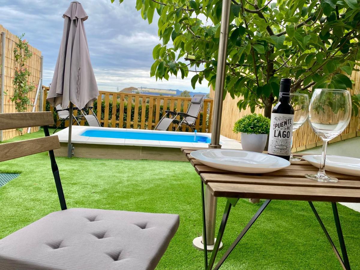 Breeze - Private Heated Pool Apartment